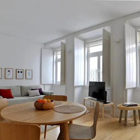 Apartment Alfama Confortable Near Cathedral Lisbon
